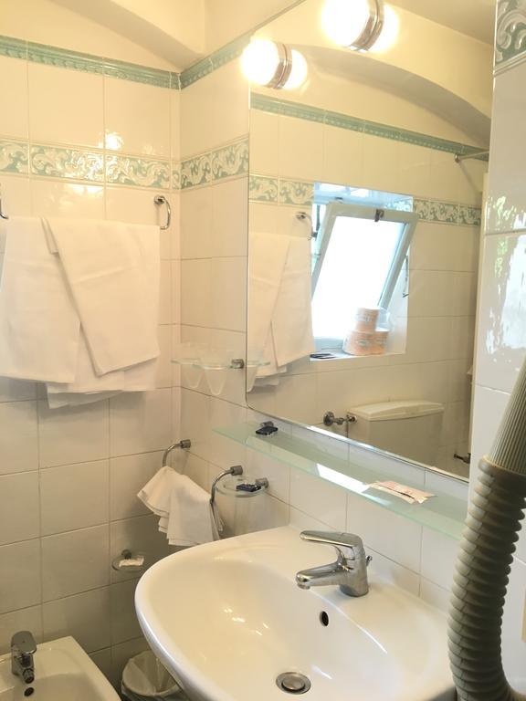 Hotel Villa Villoresi Sesto Fiorentino Buitenkant foto
